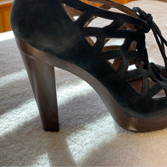 🔵 Jessica Simpson lace-up black suede heels - Picture 5 of 10